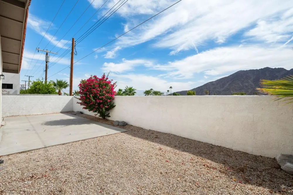 54100 Avenida Obregon La Quinta, CA 92253