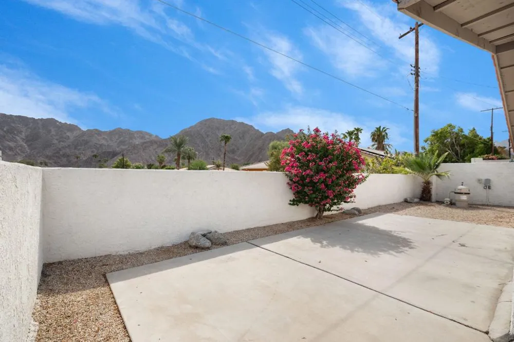 54100 Avenida Obregon La Quinta, CA 92253
