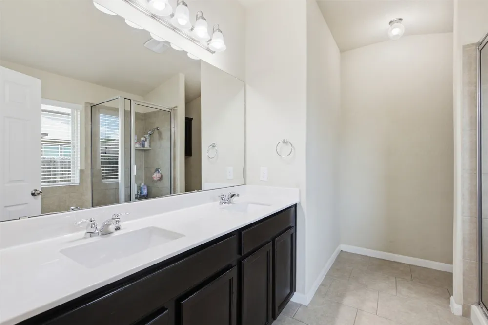 1617 Sunflower Street Lockhart, TX 78644