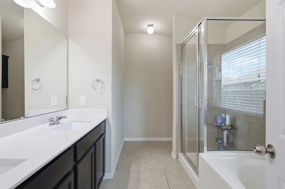 1617 Sunflower Street Lockhart, TX 78644