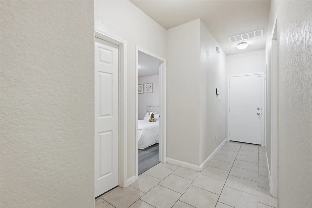 1617 Sunflower Street Lockhart, TX 78644