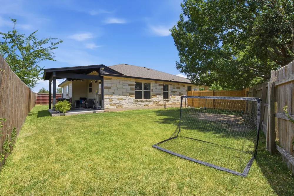 1617 Sunflower Street Lockhart, TX 78644