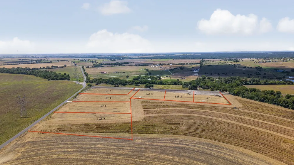 4 County Road 320 Granger, TX 76530
