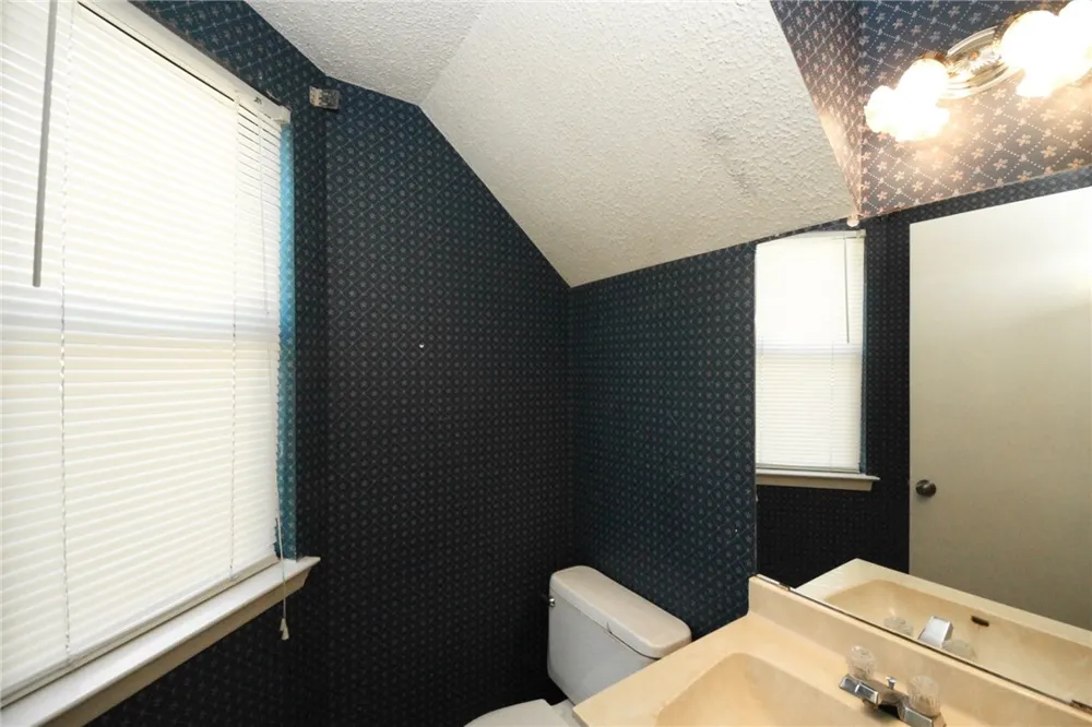 12303 Deer Falls Drive #B Austin, TX 78729