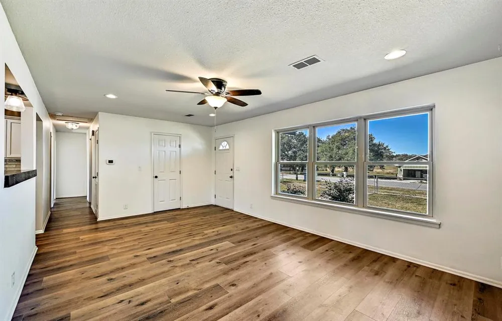 551 Grange Street Bertram, TX 78605