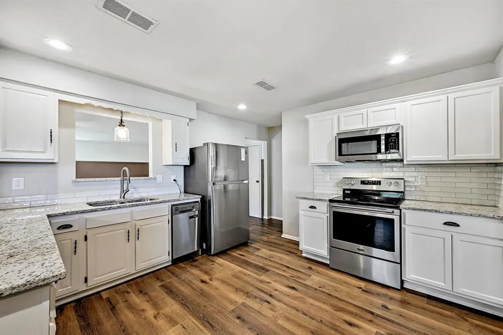 551 Grange Street Bertram, TX 78605