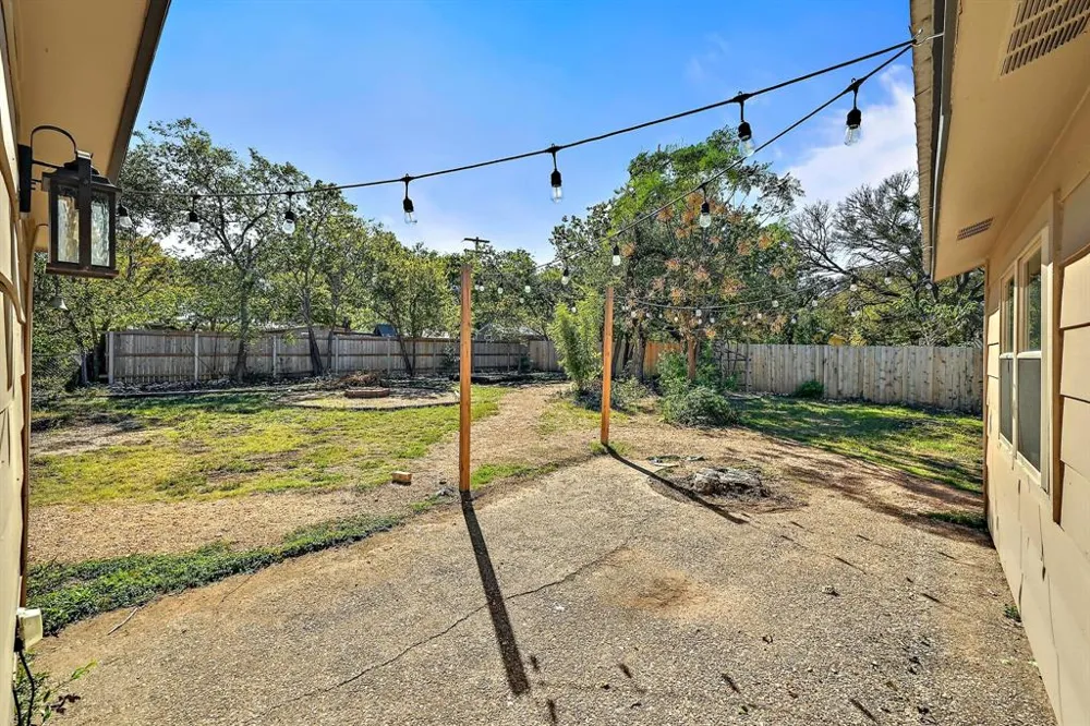 551 Grange Street Bertram, TX 78605