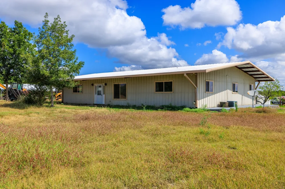8804 Williamson Road Kyle, TX 78640
