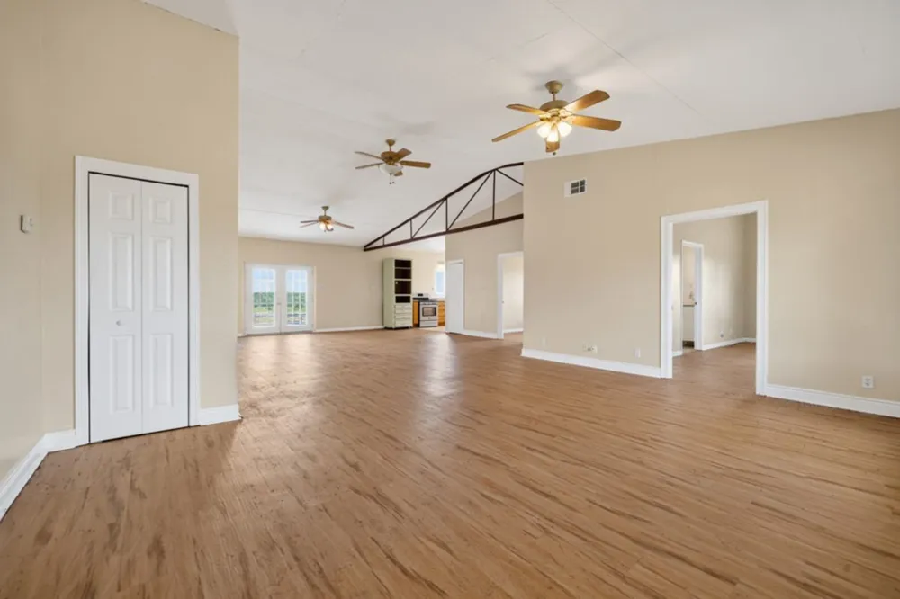 8804 Williamson Road Kyle, TX 78640
