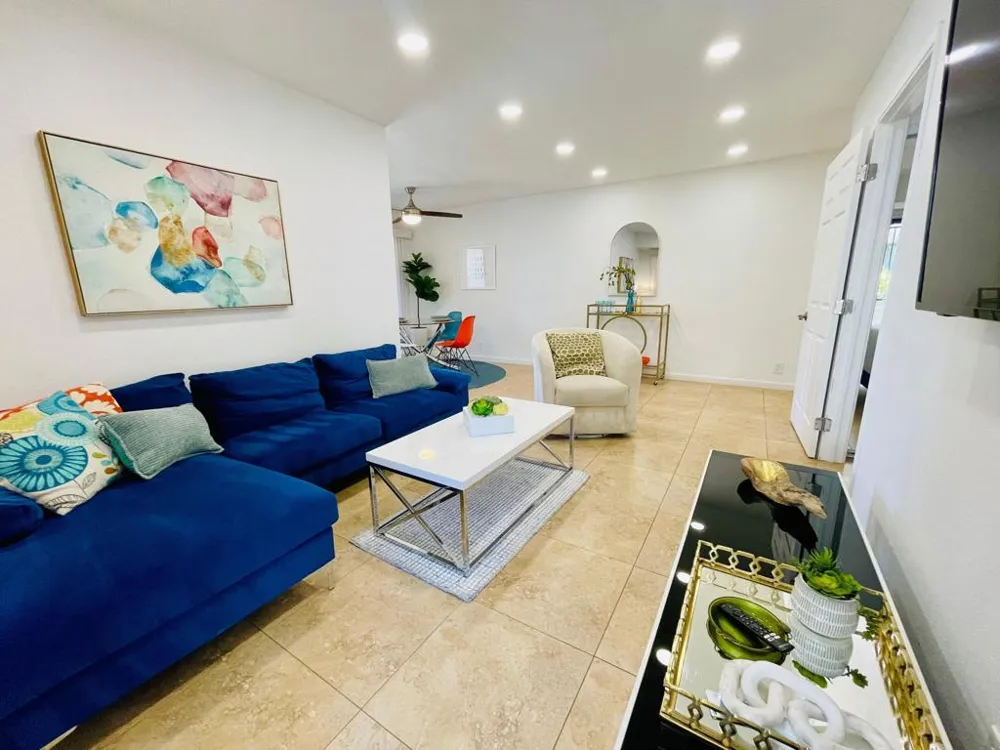 5301 E Waverly Drive #171 Palm Springs, CA 92264