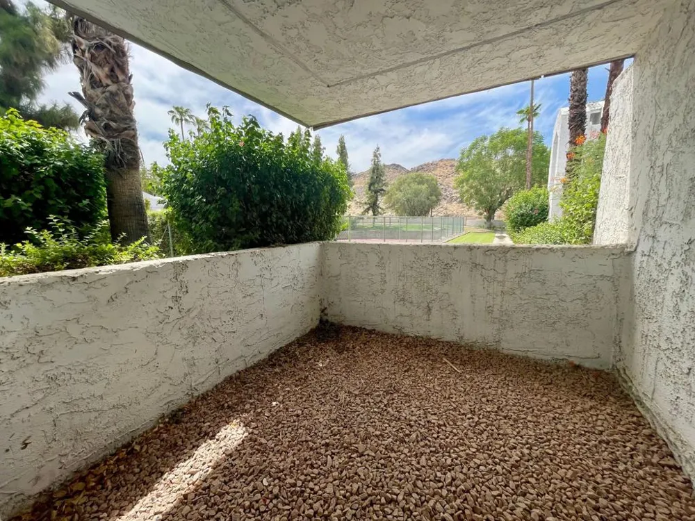 5301 E Waverly Drive #171 Palm Springs, CA 92264