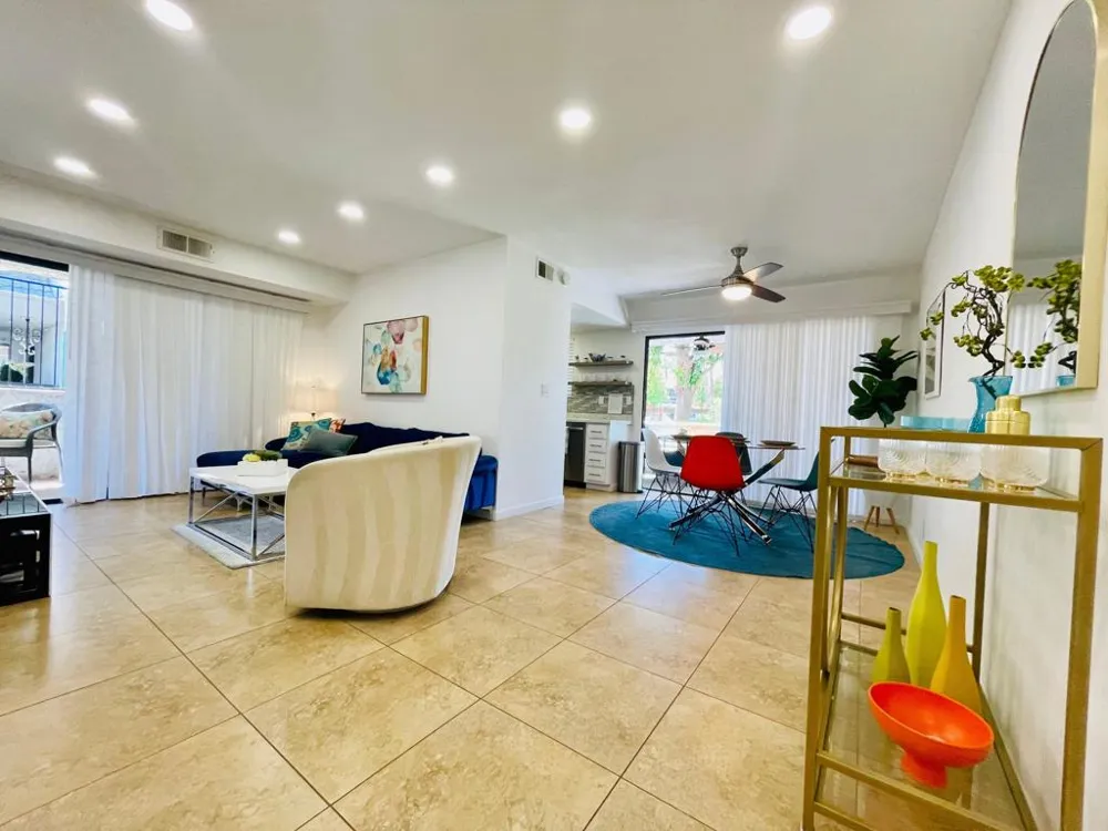 5301 E Waverly Drive #171 Palm Springs, CA 92264