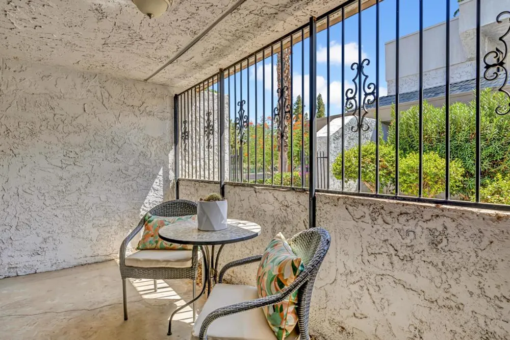 5301 E Waverly Drive #171 Palm Springs, CA 92264
