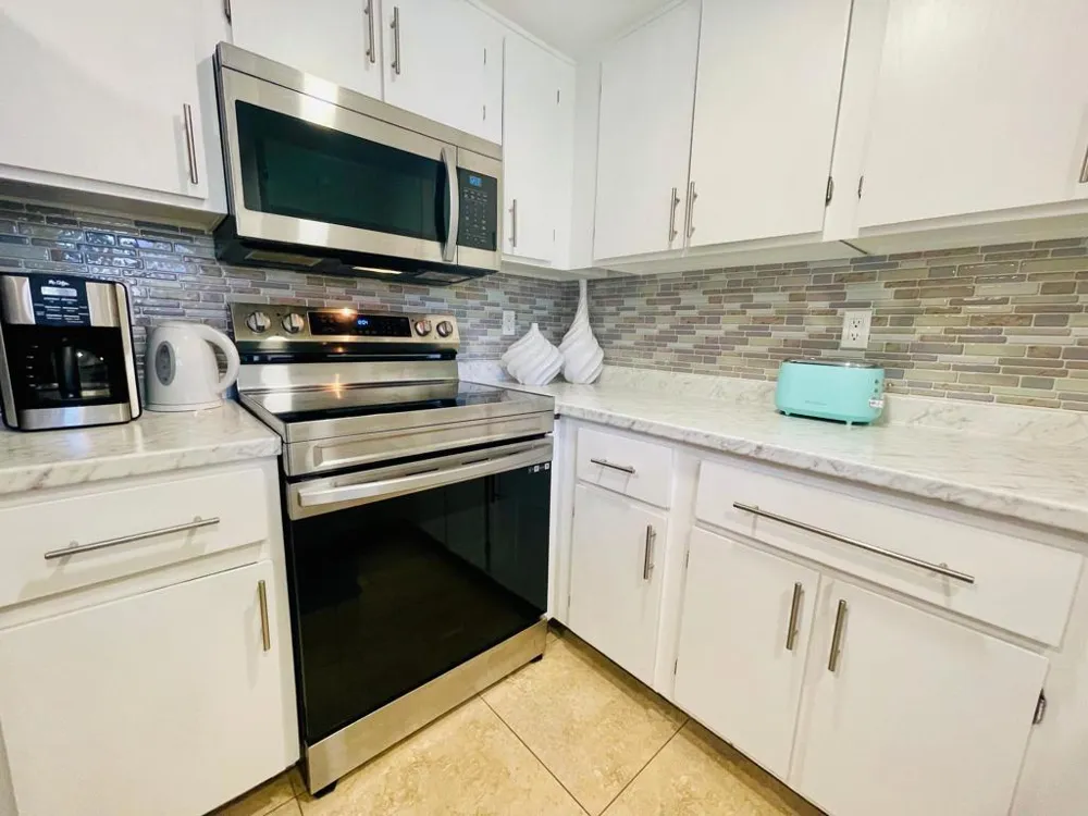 5301 E Waverly Drive #171 Palm Springs, CA 92264