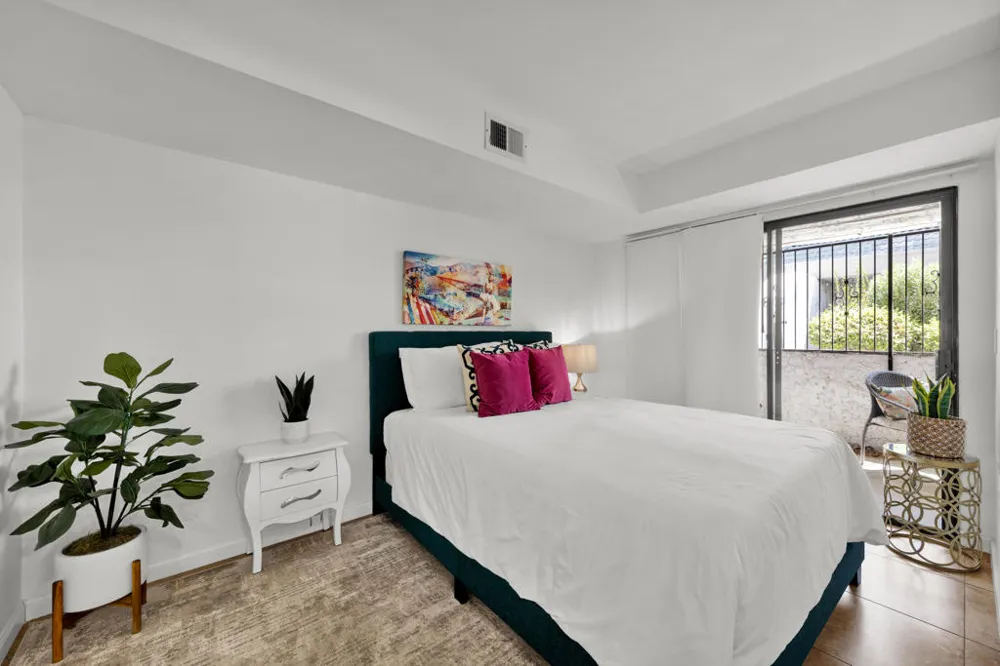 5301 E Waverly Drive #171 Palm Springs, CA 92264
