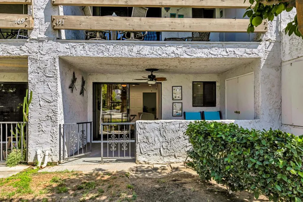 5301 E Waverly Drive #171 Palm Springs, CA 92264