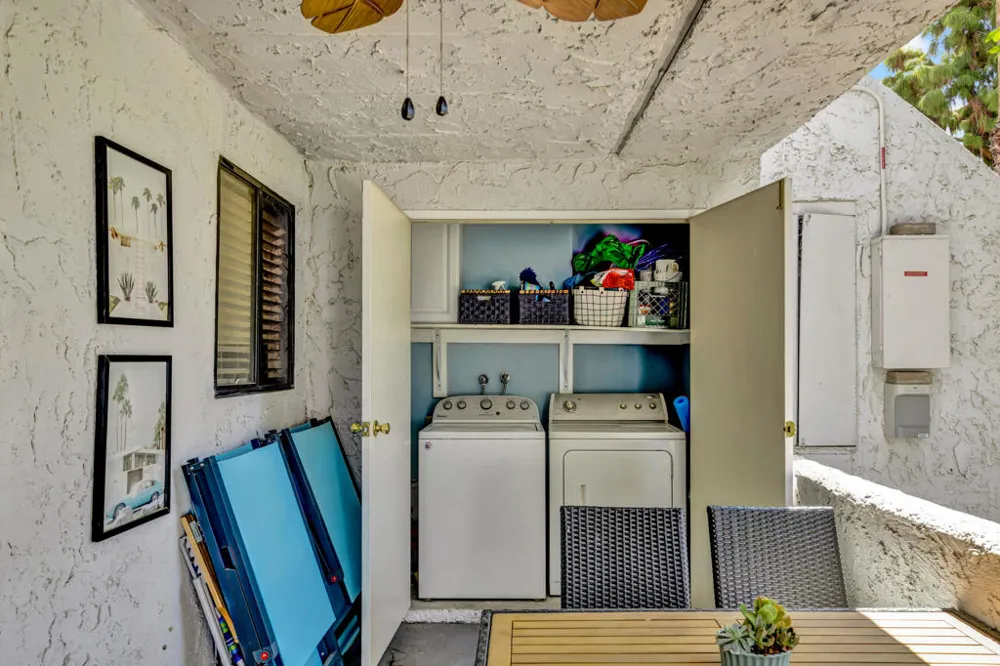 5301 E Waverly Drive #171 Palm Springs, CA 92264