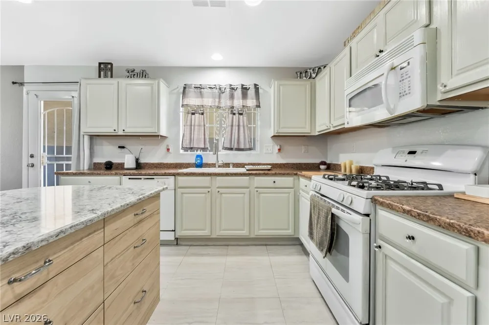 4808 Vista Sandia Way Las Vegas, NV 89115