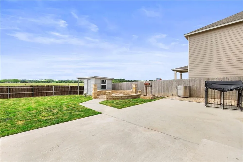 300 Wilhem Way Uhland, TX 78640