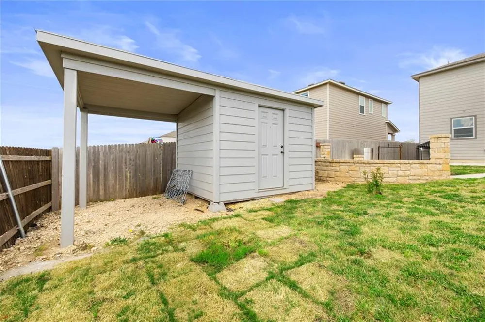 300 Wilhem Way Uhland, TX 78640