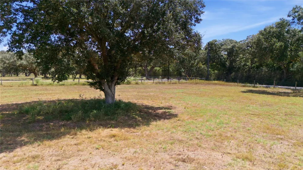 3 County Road 123 Edna, TX 77957