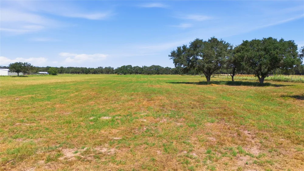 3 County Road 123 Edna, TX 77957