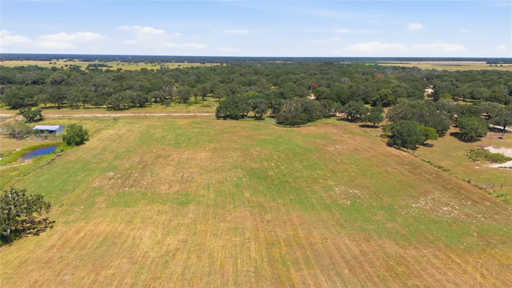 3 County Road 123 Edna, TX 77957