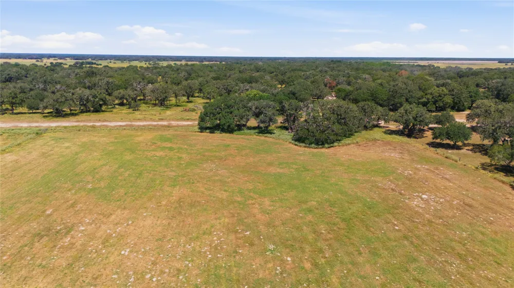 3 County Road 123 Edna, TX 77957