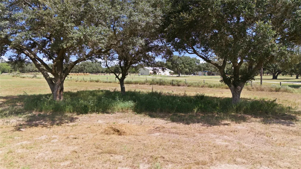 3 County Road 123 Edna, TX 77957