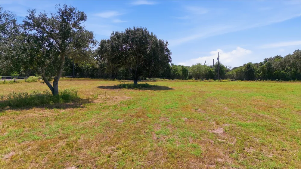 3 County Road 123 Edna, TX 77957