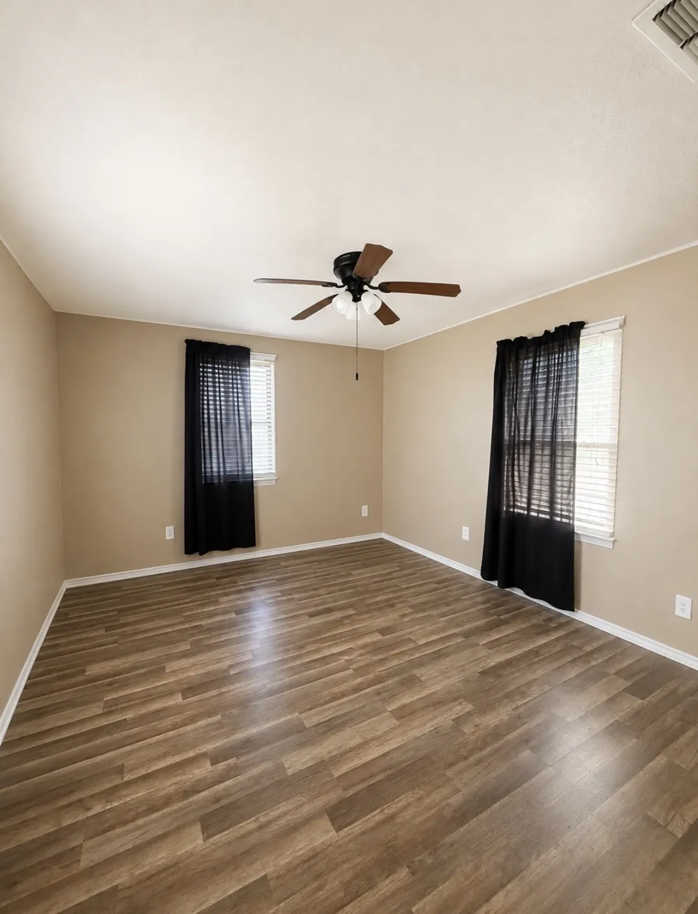 1120 Saint Paul Street Gonzales, TX 78629