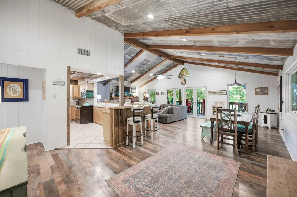 82 Guada Coma Drive New Braunfels, TX 78130