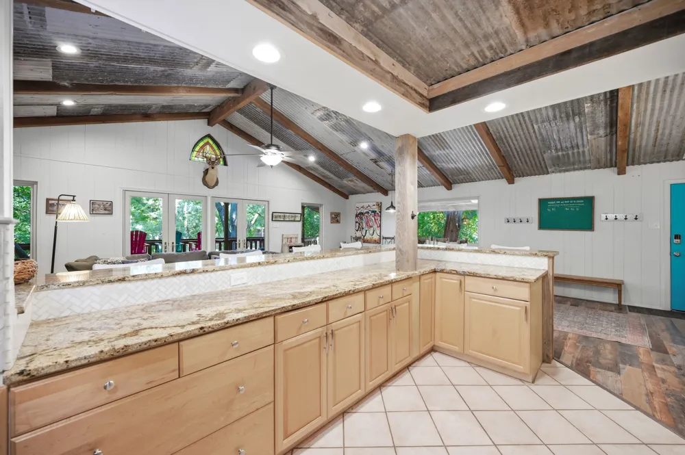 82 Guada Coma Drive New Braunfels, TX 78130