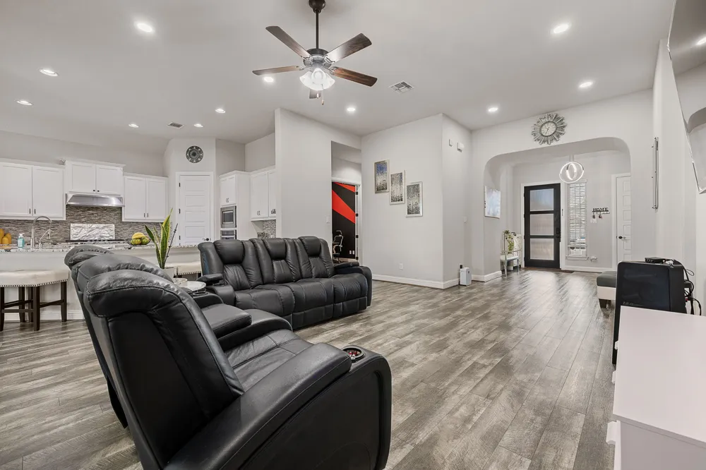3517 Tree Swallow Way Pflugerville, TX 78660