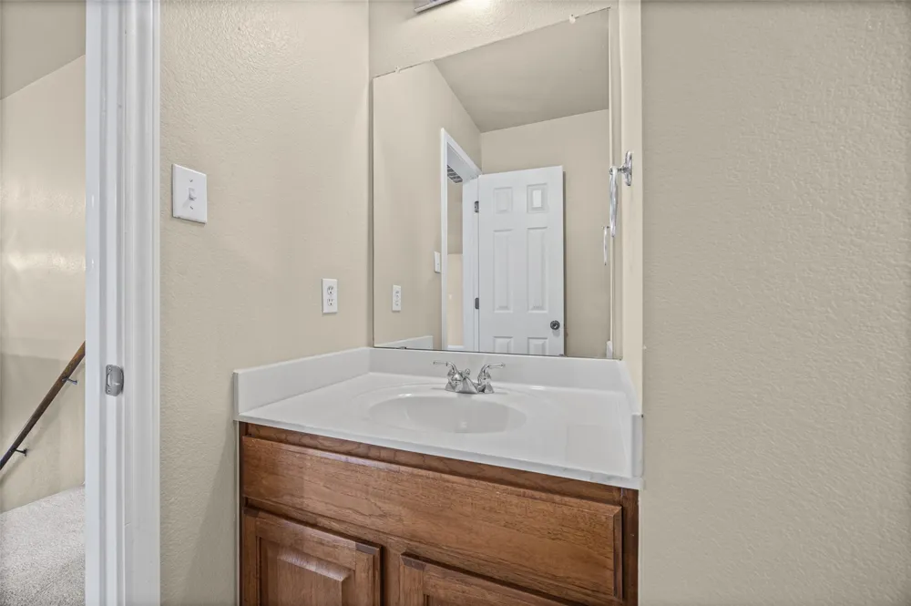 18932 Chrighton Castle Bend Pflugerville, TX 78660