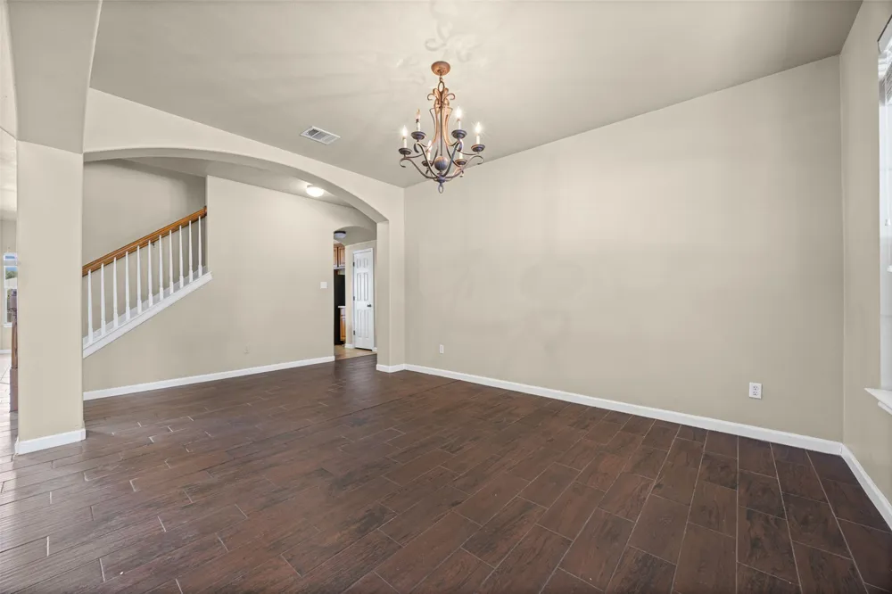 18932 Chrighton Castle Bend Pflugerville, TX 78660
