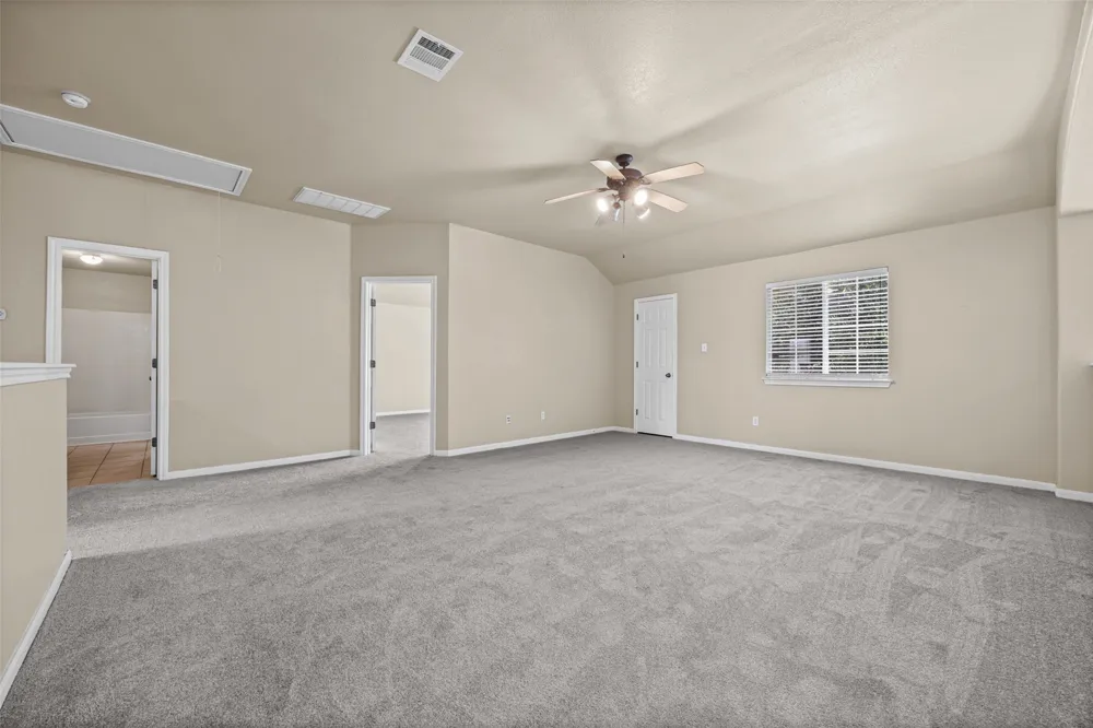 18932 Chrighton Castle Bend Pflugerville, TX 78660