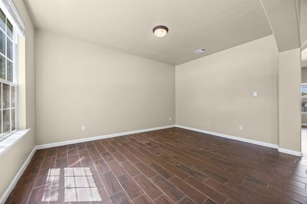 18932 Chrighton Castle Bend Pflugerville, TX 78660