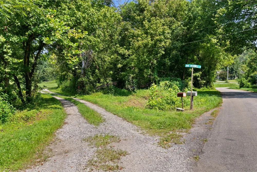 599 Jake Rockwell Rd Celina, TN 38551