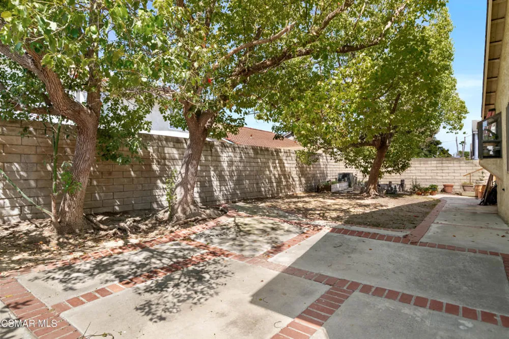 11519 Wildflower Court Moorpark, CA 93021