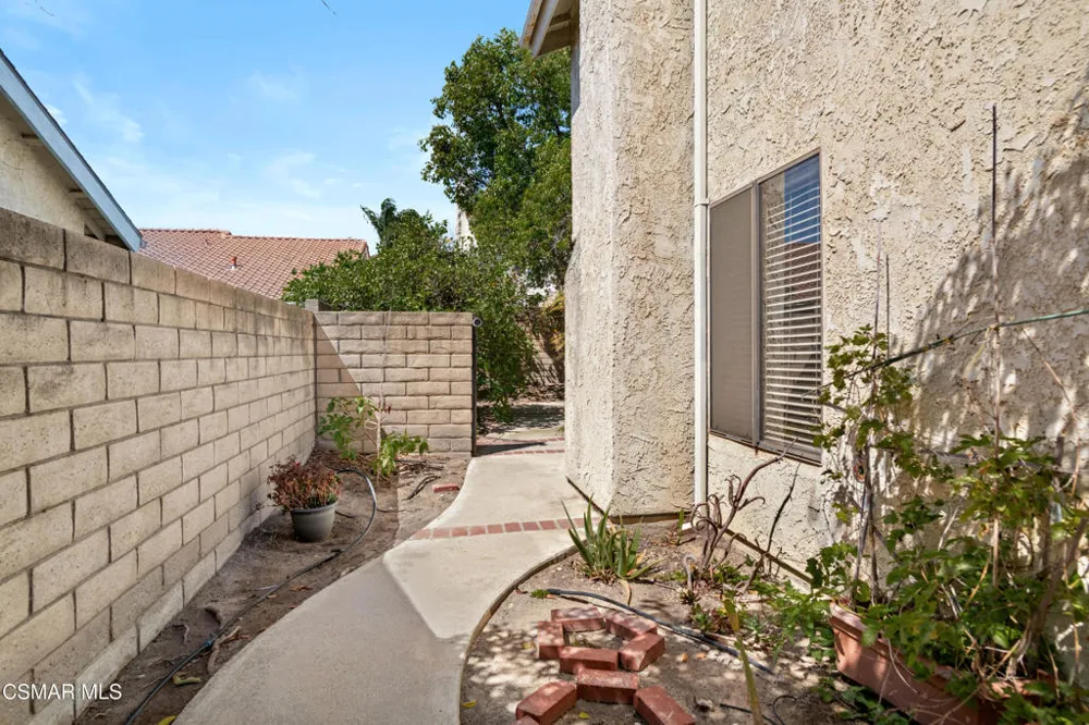 11519 Wildflower Court Moorpark, CA 93021