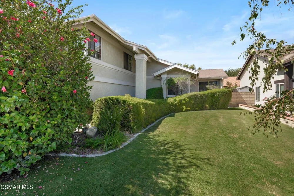 11519 Wildflower Court Moorpark, CA 93021