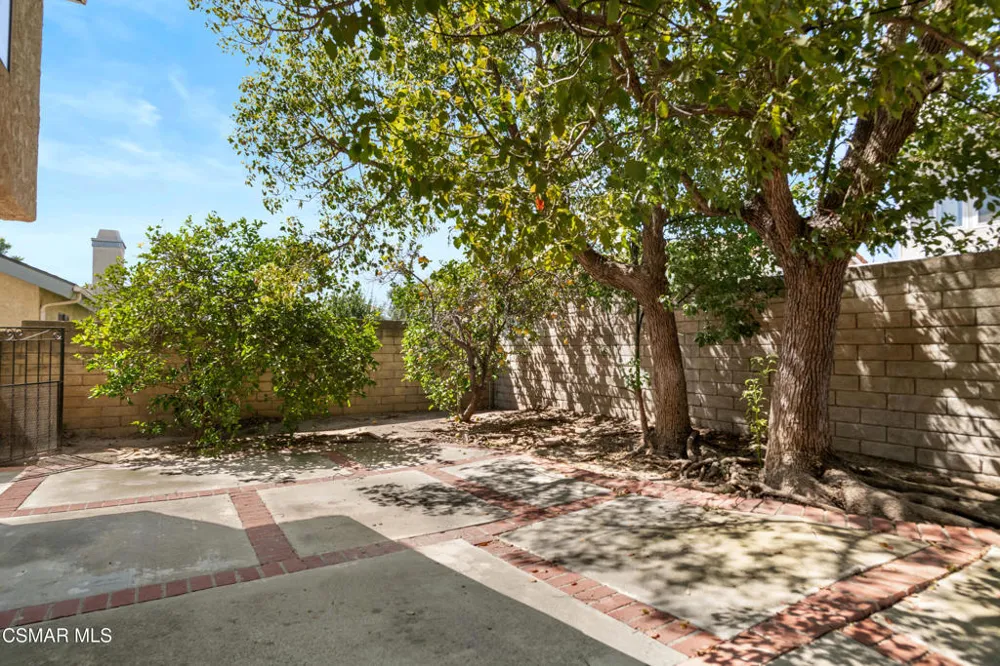 11519 Wildflower Court Moorpark, CA 93021