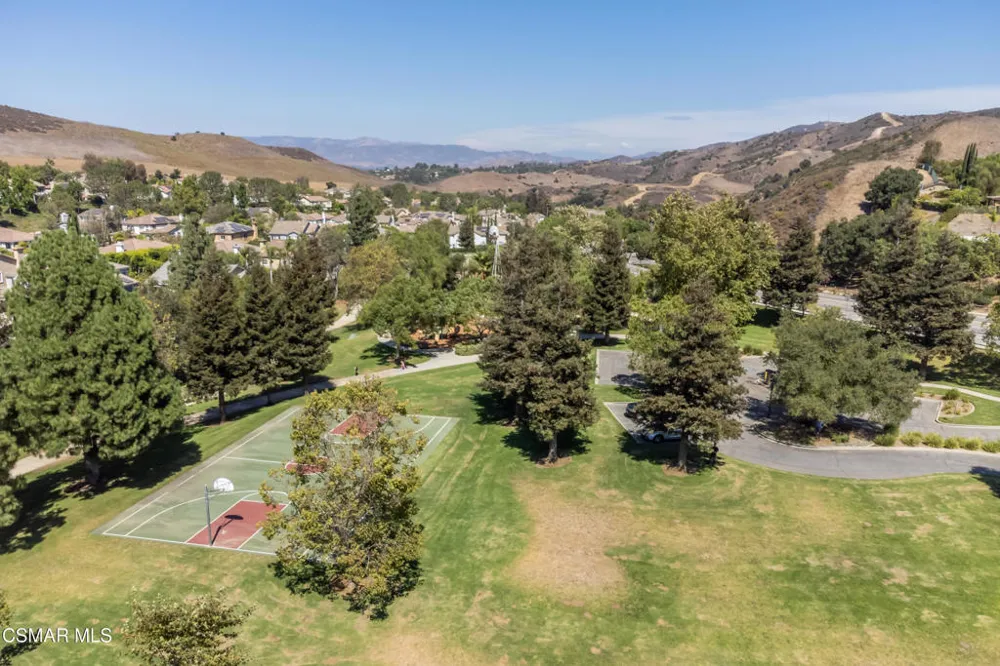 185 Laurel Wood Court Simi Valley, CA 93065