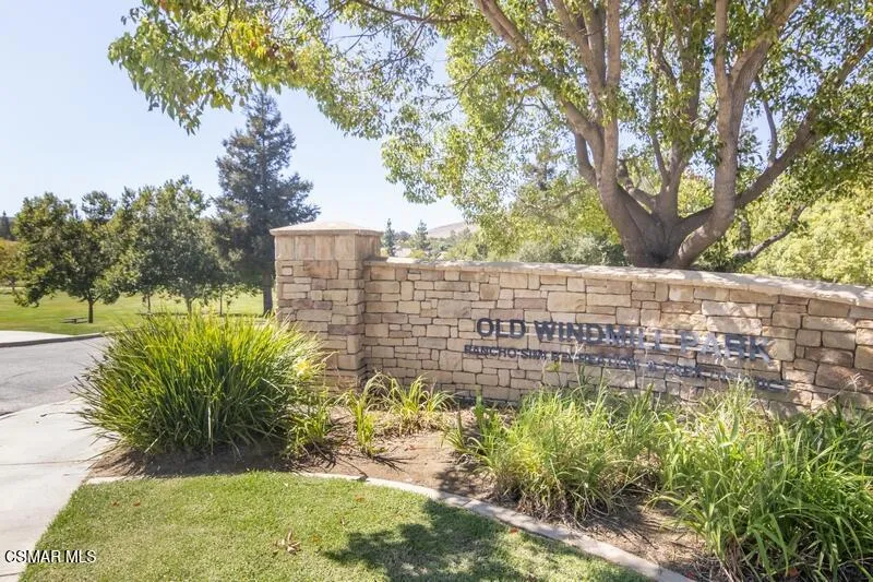 185 Laurel Wood Court Simi Valley, CA 93065