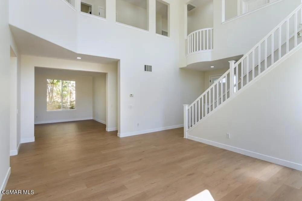 185 Laurel Wood Court Simi Valley, CA 93065