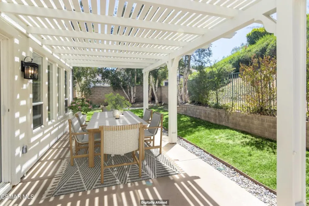 185 Laurel Wood Court Simi Valley, CA 93065