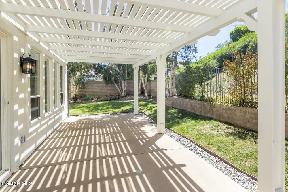185 Laurel Wood Court Simi Valley, CA 93065