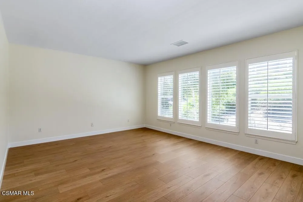 185 Laurel Wood Court Simi Valley, CA 93065