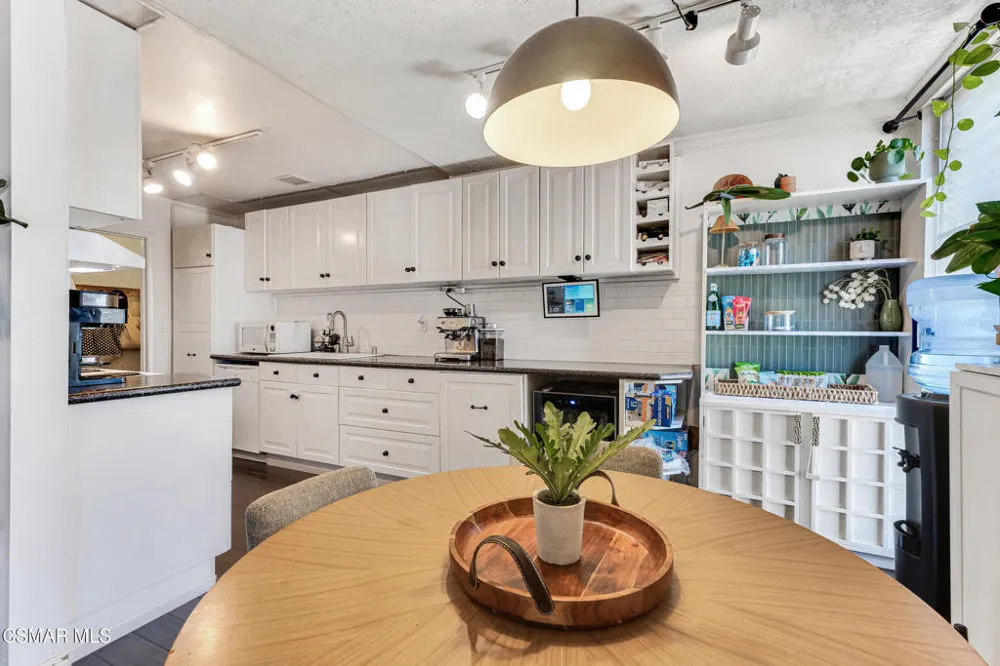 3700 Dean Drive #206 Ventura, CA 93003